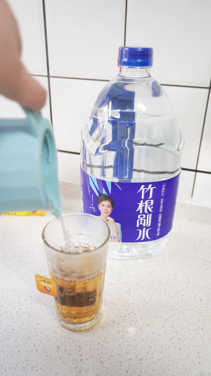 1637646830937408.jpg 1637646830937408.jpg